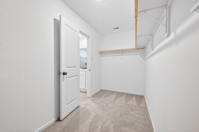 Building Photo - 28522 Golden Hay Dr