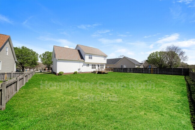 Building Photo - 302 Sterling Ridge Dr