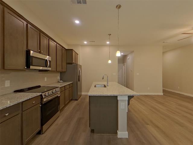 Building Photo - 3027 Whitetail Ln