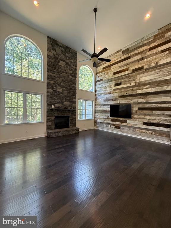 Building Photo - 11621 Pine Hollow Ln