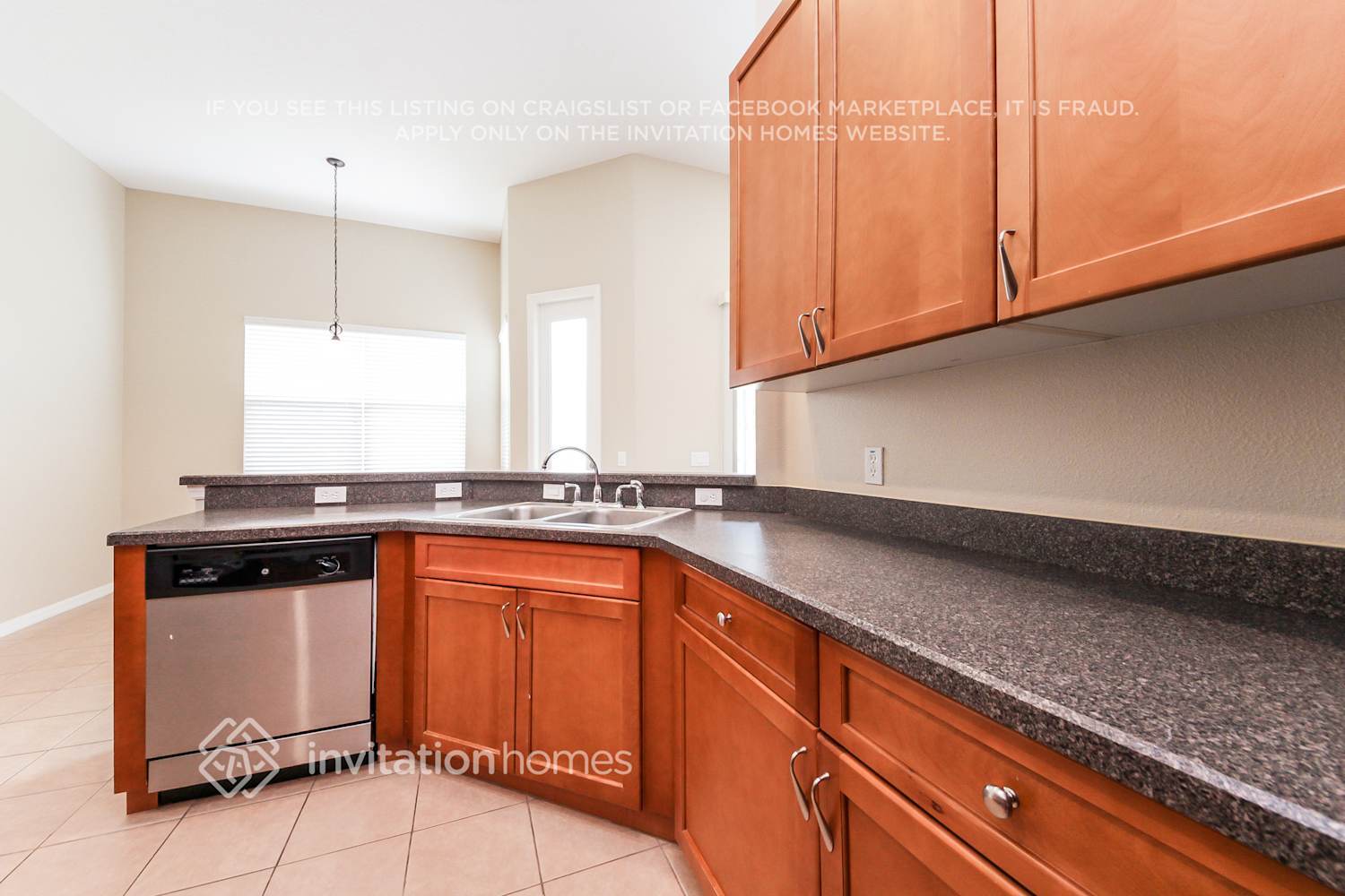 Building Photo - 2856 Majestic Isle Dr