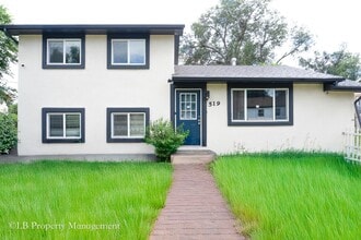 Building Photo - 519 Crest St