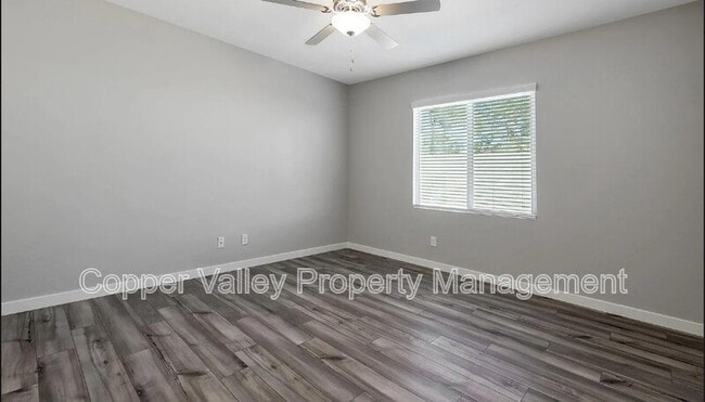 Building Photo - 11507 W Deanne Dr