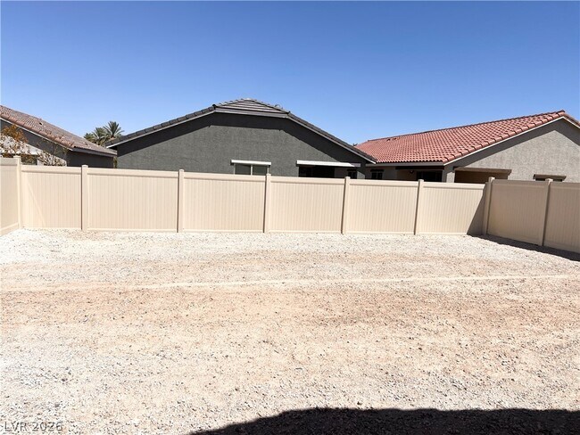 Building Photo - 3232 Lahontan St