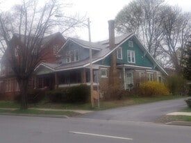 Building Photo - 523 W Beaver Ave
