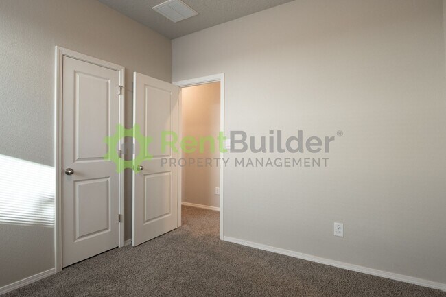 Building Photo - CHECK OUT THIS BRAND NEW DR HORTON HOME - CALL US TODAY AT (505) 808-6467 TO SCHEDULE A CONVENIEN...