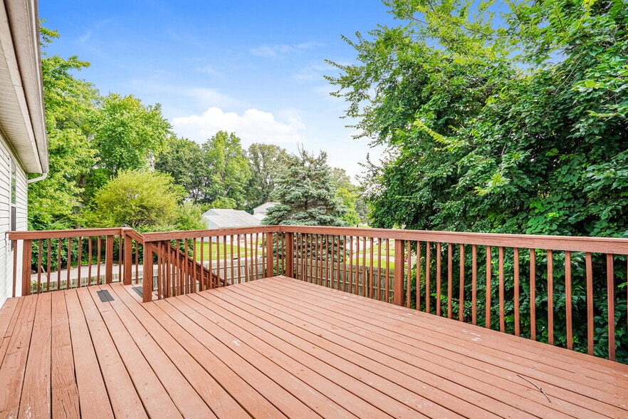 Building Photo - 1324 Winesap Dr