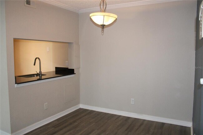 Building Photo - 3300 Haviland Ct