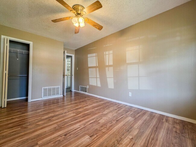 Building Photo - 1505 Garland Ave
