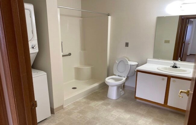 Building Photo - 2700 Marfitt Rd