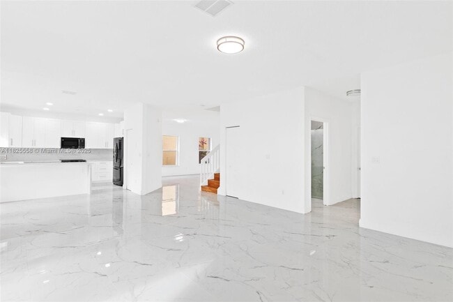 Building Photo - 15842 SW 14th St