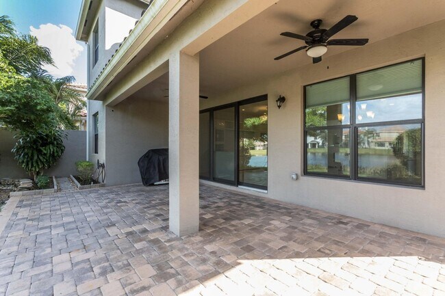 Building Photo - 8101 Ironstone Dr