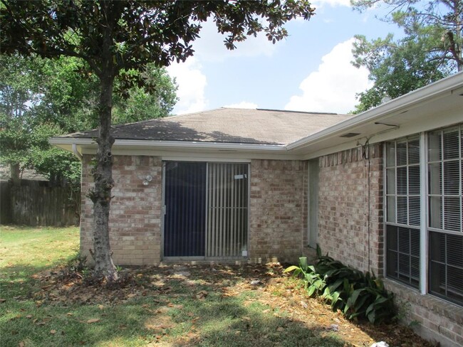 Building Photo - 15834 Boulder Oaks Dr