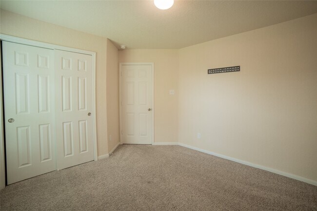 Building Photo - 3006 Tandem Ct