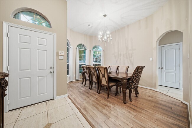 Building Photo - 5106 Westwood Pines Dr