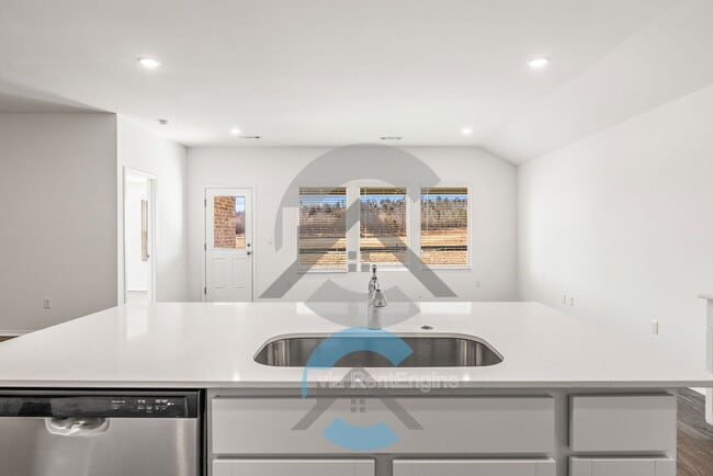 Building Photo - 20 E Sunbelt Ct