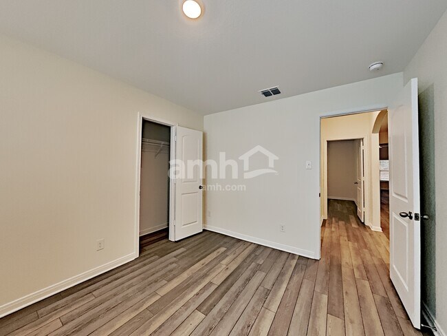 Building Photo - 7933 Cactus Plum Drive