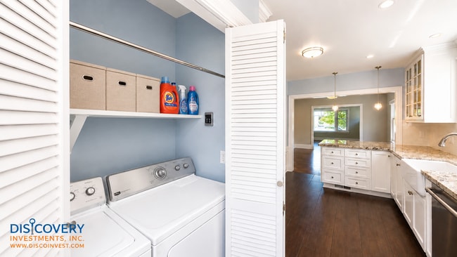 Building Photo - Stylish and Sophisticated Bungalow off Piedmont Avenue