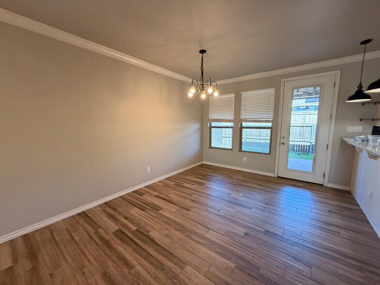 Building Photo - 2017 Boise Dr