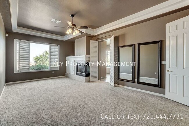 Building Photo - 2240 Sun Cliffs St