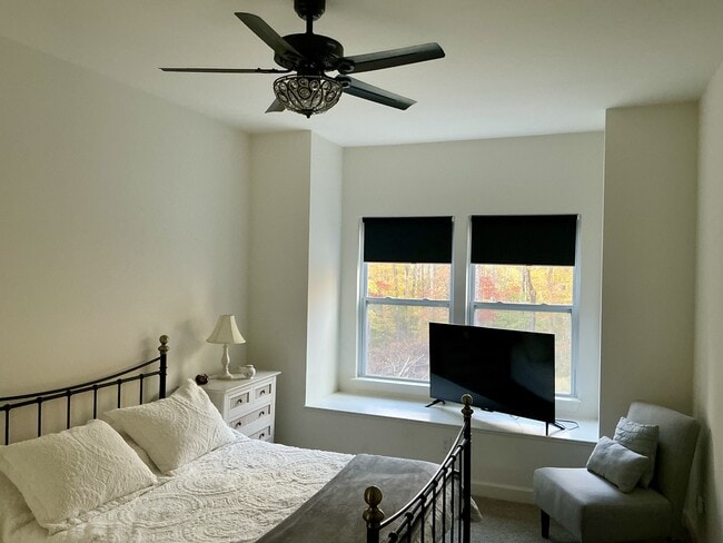 Building Photo - 291 North St