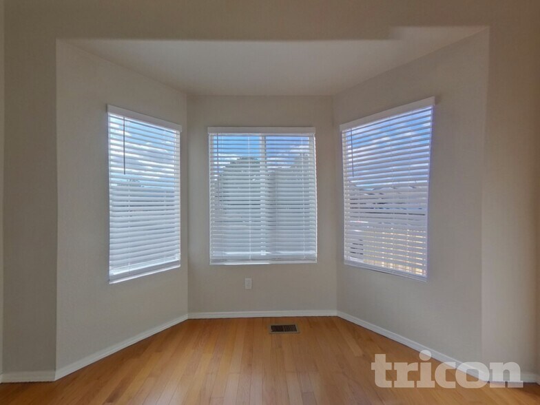 Building Photo - 2326 Shoshone Valley Trail