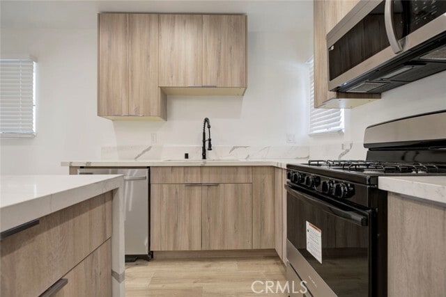 Building Photo - 5650 Cartwright Ave