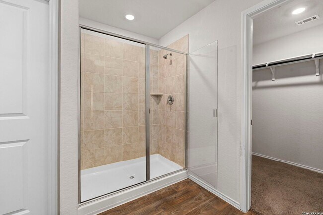 Building Photo - 3 Bedroom/2 Bath Redbird Ranch Subdivision