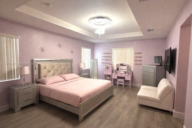 Building Photo - 25341 SW 117th Ave