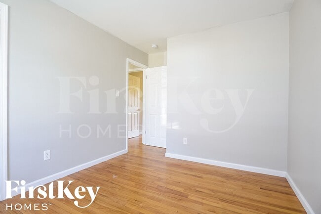 Building Photo - 11321 Amboy Ln