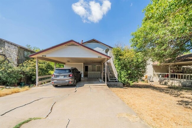 Primary Photo - 5807 Spring Meadow Rd