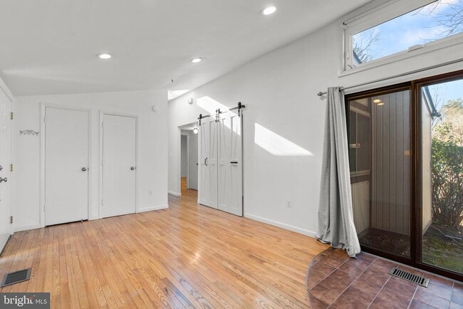 Building Photo - 9317 Farewell Rd