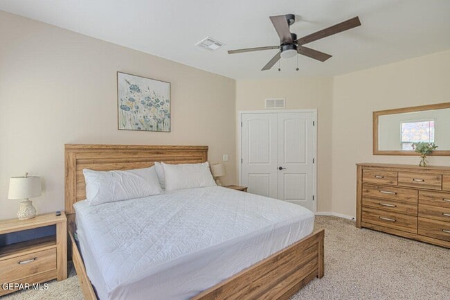 Building Photo - 360 Hector Porras Dr