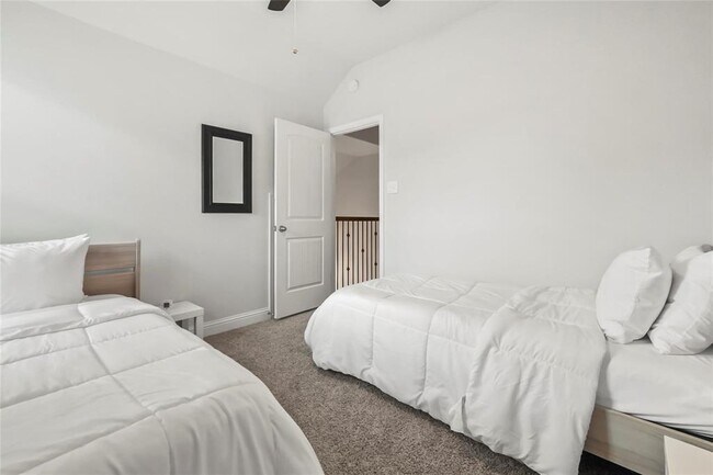 Building Photo - 7315 Honey Creek Ln