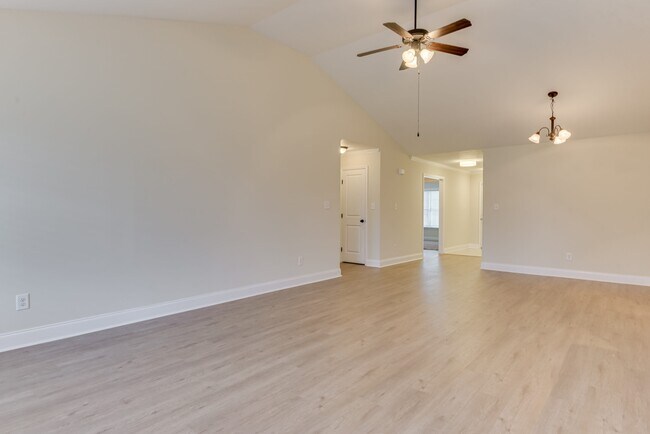 Building Photo - 2110 Red Maple Terrace