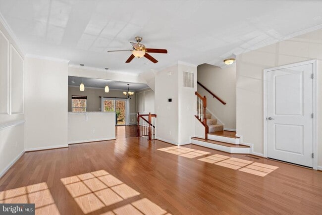 Building Photo - 4382 Daisy Reid Ave