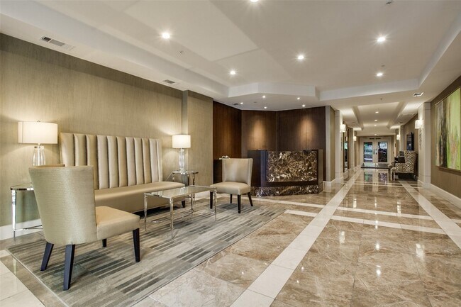 Building Photo - 3225 Turtle Creek Blvd