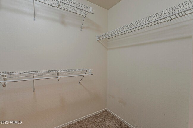 Building Photo - 5764 E Everhart Ln