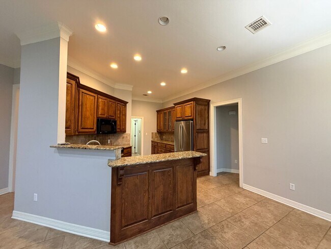 Building Photo - SOUTH BOSSIER CLOSE TO BARKSDALE AIR FORCE BASE...