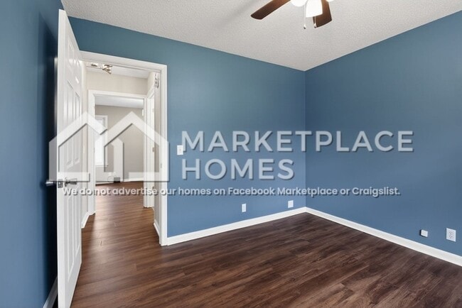 Building Photo - 114 Oak Ct