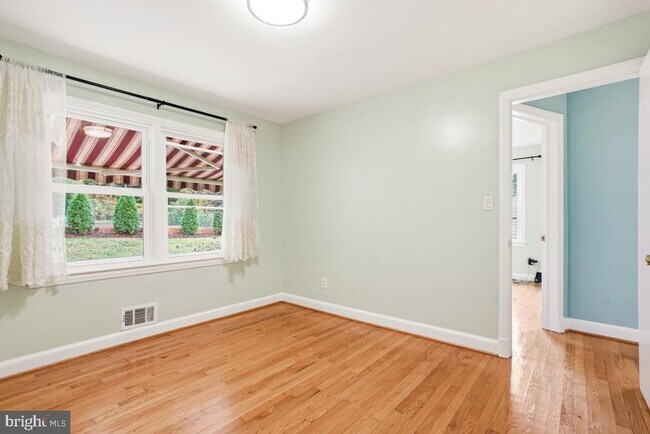 Building Photo - 3217 Gumwood Dr