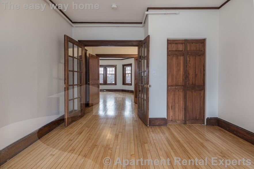 Building Photo - 5 Linnaean St
