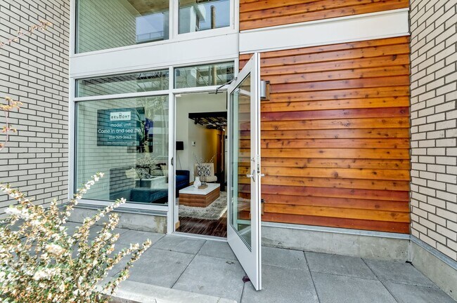 Building Photo - 500 Belmont Ave E