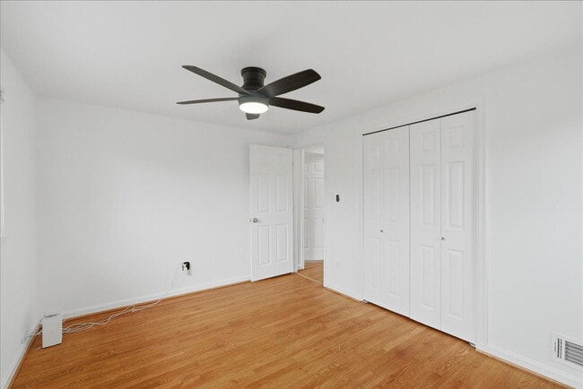 Building Photo - Charming Split-Level Home in the Heart of Alexandria