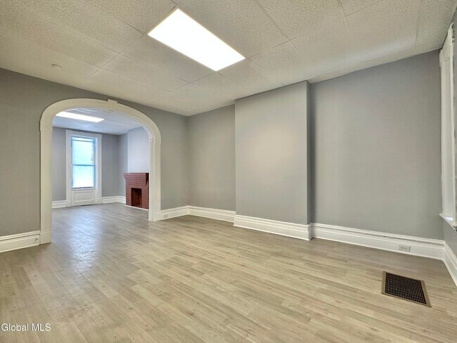 Building Photo - 1 Pawling Ave