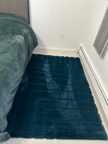 Building Photo - 15 Farewell Ave