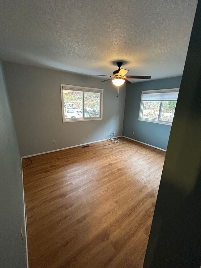 Building Photo - 180 Kookoosint Trail