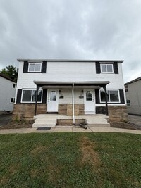 Building Photo - 959 Racine Ave