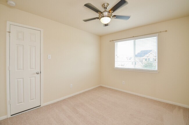 Building Photo - 21655 Rainfall Park Dr