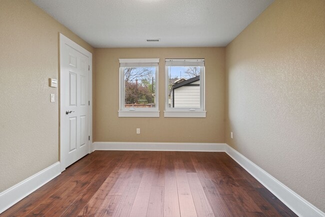Building Photo - 2370 Elm St